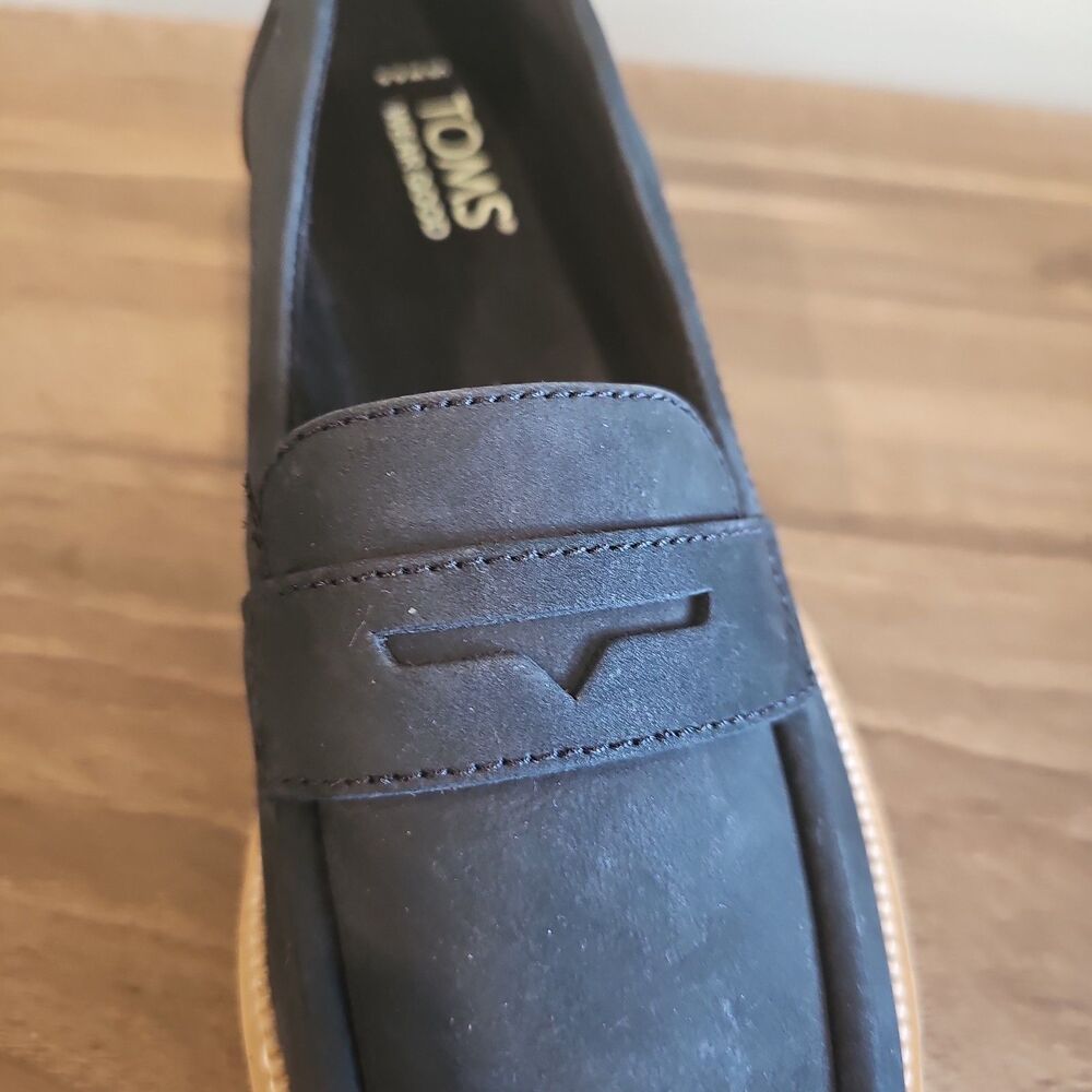 TOMS Wear Good Black Platform Leather Penny Loafers Womans Size 6.5 Like New - Picture 7 of 14